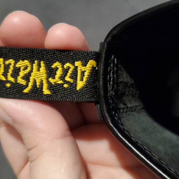 DR MARTENS 1460 WOMEN'S LACE UP BOOTS - Picture 5 of 5